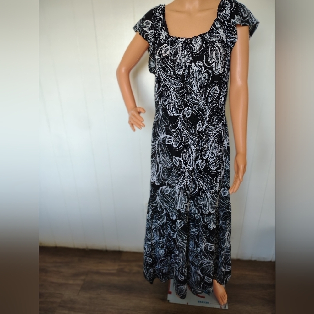 Style & Co. Black and White Paisley Dress Size L
